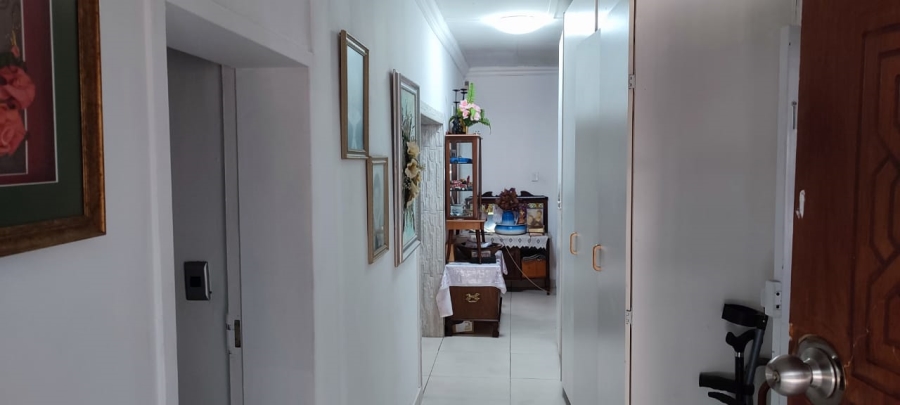 4 Bedroom Property for Sale in Oos Einde North West